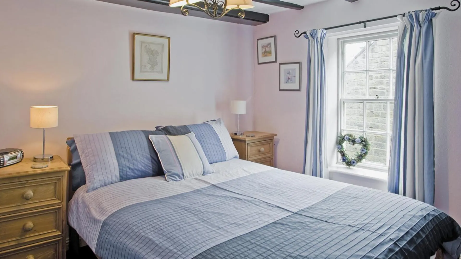Sharrowhead Cottage - E4044 Robin Hood's Bay 0*,